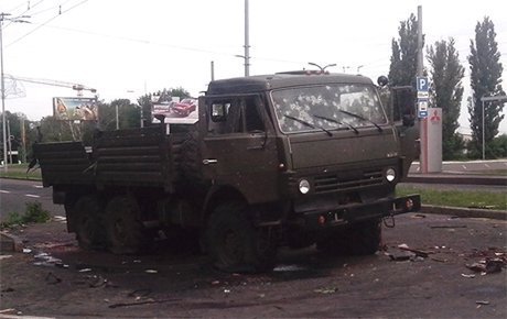 У Донецьку знищили два «Камази» терористів. ФОТО