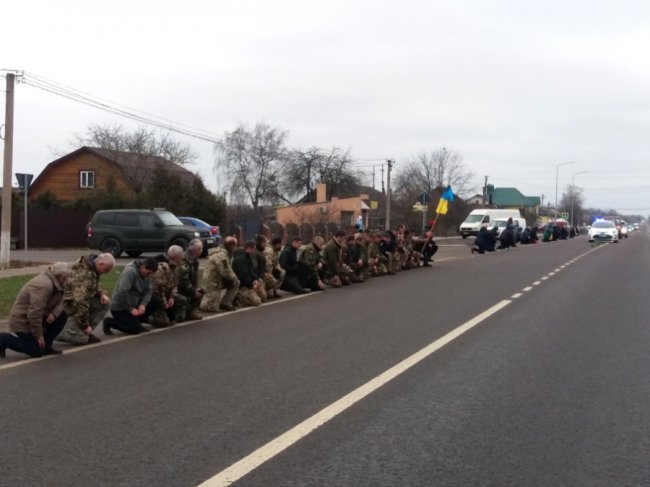 «Був доброю і світлою людиною»: на Волині попрощалися із загиблим Героєм Андрієм Кепенком