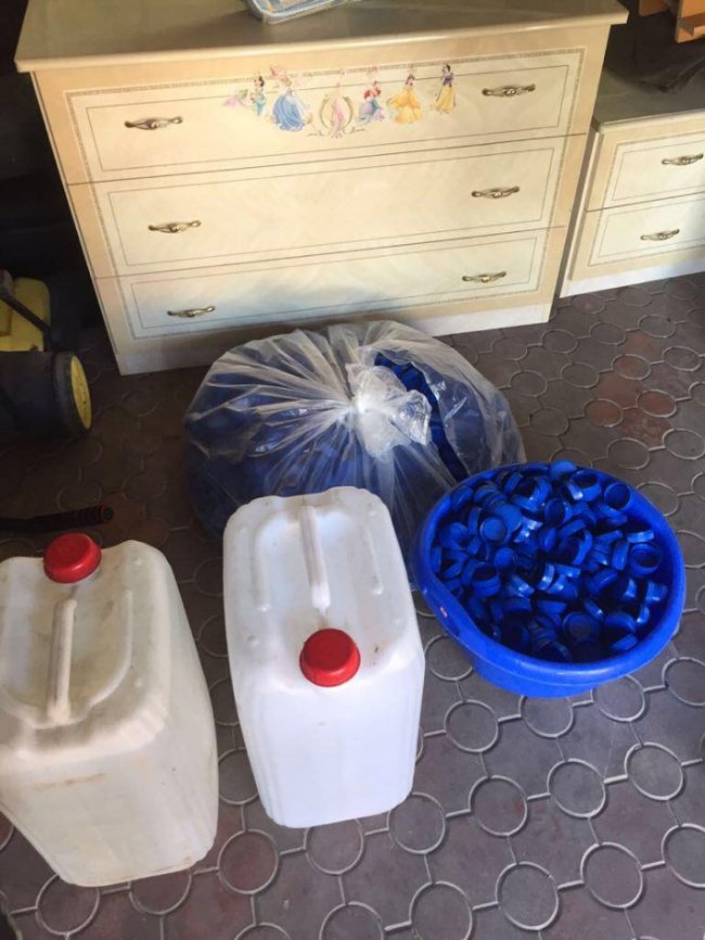 На Волині вилучили тонну сурогатного спирту. ФОТО