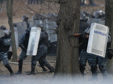 «Беркуту» пропонують роботу в російській поліції