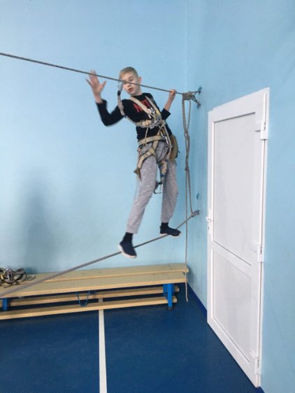 Поблизу Луцька для школярів провели змагання з пішохідного туризму. ФОТО