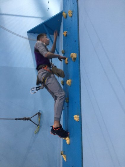 Поблизу Луцька для школярів провели змагання з пішохідного туризму. ФОТО