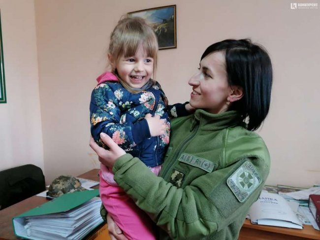 У Луцькому прикордонному загоні працює 30 подружніх пар