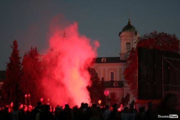Пара від борщу. Скоро його роздаватимуть 
