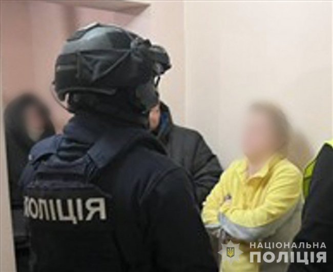 Шахрайка з Дніпра видурила 800 тисяч, вдаючи пораненого військового