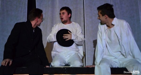 Театр «Гармидер» «збожеволів» на сцені. ФОТО  