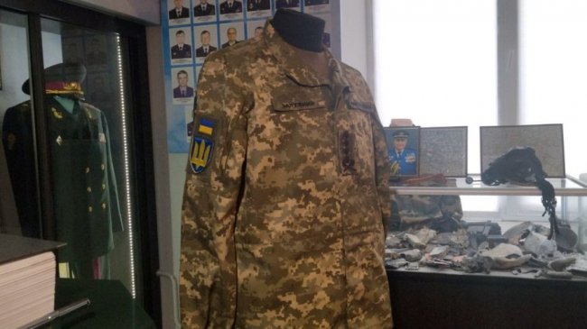 У волинський музей передали польовий однострій генерала Залужного