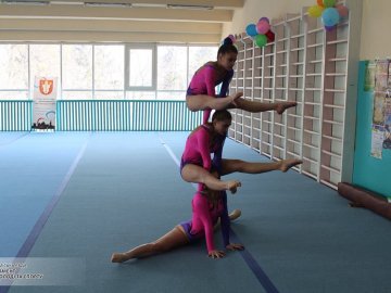 У Луцьку зібралися акробати зі всієї України. ФОТО