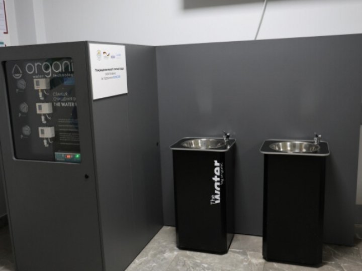 У школах Луцька встановлюють станції очистки води