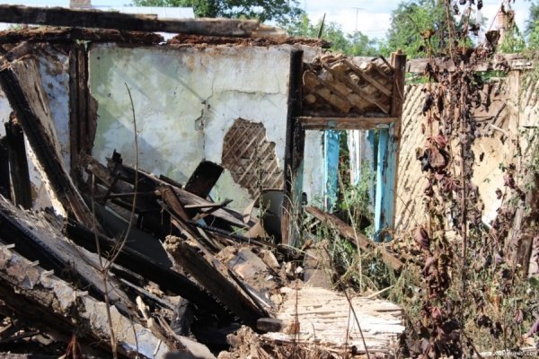 У Луцьку згорів будинок, де жили цигани. ФОТО