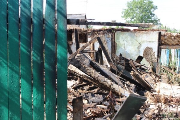 У Луцьку згорів будинок, де жили цигани. ФОТО