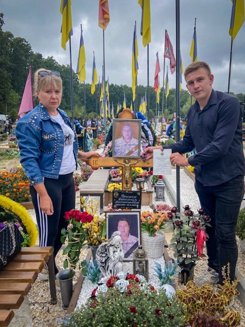 «Він приберіг кусень хліба і не сам з’їв - розділив між співкамерниками». Пам’яті загиблого в полоні волинянина Олександра Грицюка