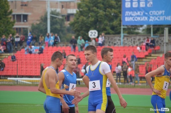 У Луцьку реконструювали «Авангард». ФОТО