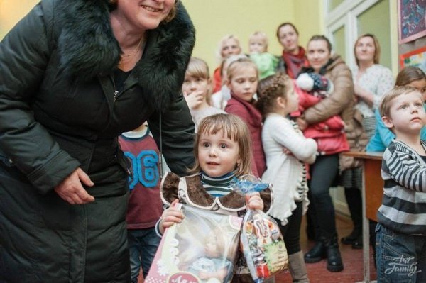 У Ковелі діти Героїв отримали подарунки