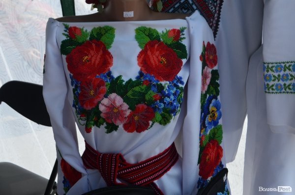 У Луцьку відбувся фестиваль вишитих рушників