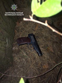 У Ковелі затримали чоловіка, який стріляв із «травмату». ФОТО