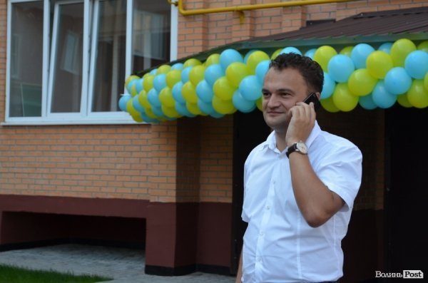 У Луцьку «здали» нову багатоповерхівку. ФОТО