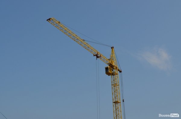 У Луцьку «здали» нову багатоповерхівку. ФОТО