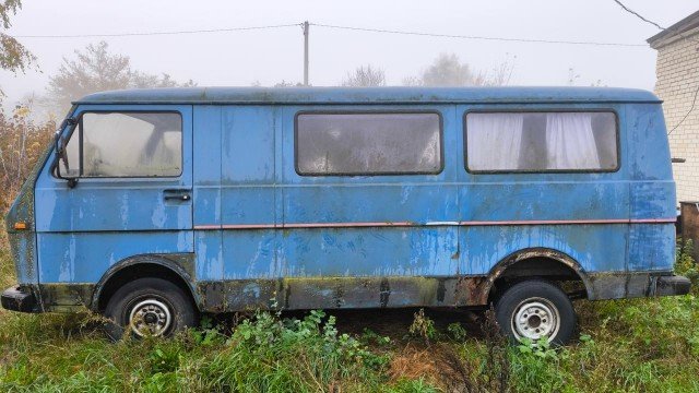 Волинська митниця продає 6 автівок за 25 тисяч гривень. ФОТО