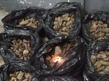 Сонячне каміння контрабандою везли до Польщі
