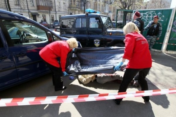 У центрі Києва застрелили чоловіка. ФОТО
