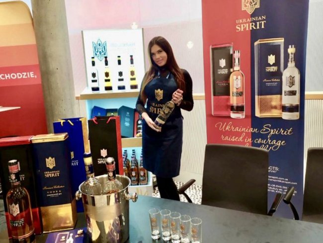 Горілку луцького виробництва презентували на  2-ох міжнародних самітах. ФОТО