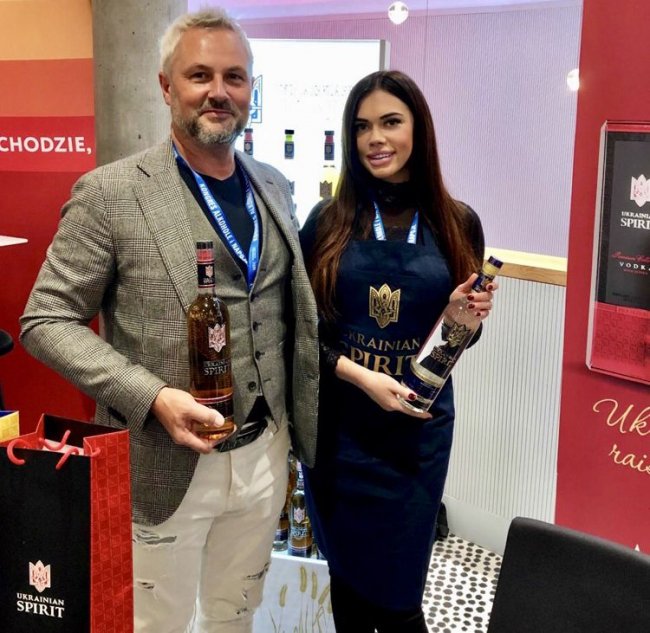 Горілку луцького виробництва презентували на  2-ох міжнародних самітах. ФОТО