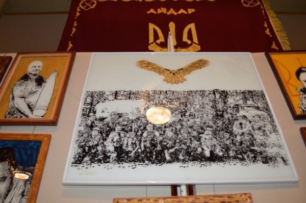 У Ковелі – виставка картин айдарівця