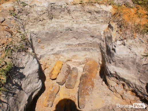 Маневиччину продовжують розміновувати: знайдено 189 боєприпасів