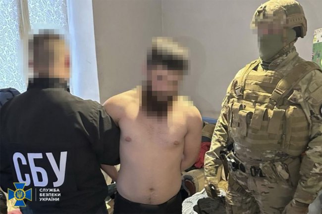 Рекет повертається: затримали бандитів, які «доїли» і катували бізнесменів у Дніпрі