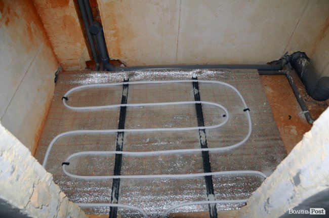 Монтаж теплої підлоги в  «Супернові»