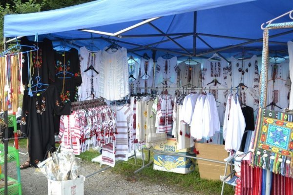 На дебютному «Франко-фесті» зібрались десятки тисяч людей та три луцькі гурти. ФОТО