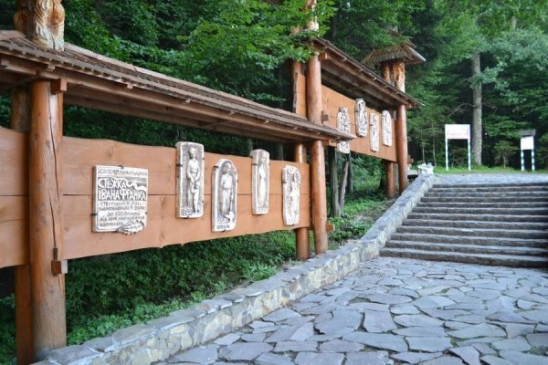 На дебютному «Франко-фесті» зібрались десятки тисяч людей та три луцькі гурти. ФОТО