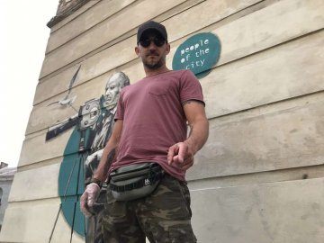 На проспекті Волі з'явився новий мурал. ФОТО