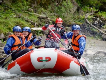 Рафтинг: чи можна новачкам пробувати себе на екстремальних гірських річках*