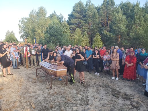 На Волині попрощалися  із загиблим на війні Героєм Михайлом Деркачем