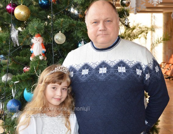 Новорічний ранок для дітей поліцейських Волині