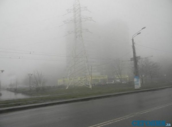 Туман перетворив Україну на «Сайлент-хілл». ФОТО