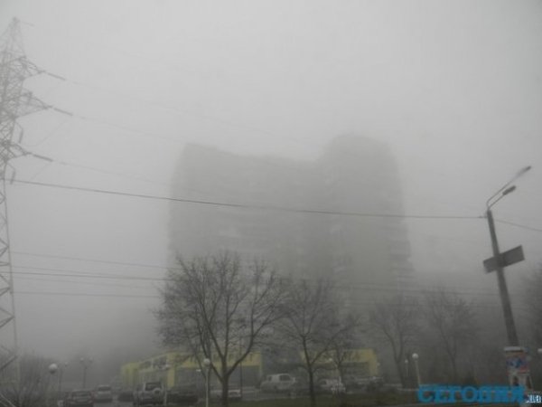 Туман перетворив Україну на «Сайлент-хілл». ФОТО