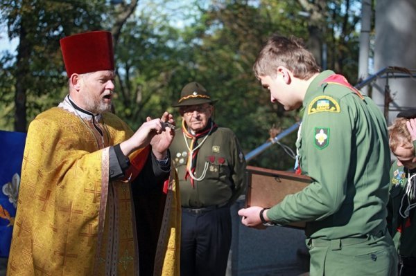 Пластуна з Луцька нагородили за порятунок дітей. ФОТО