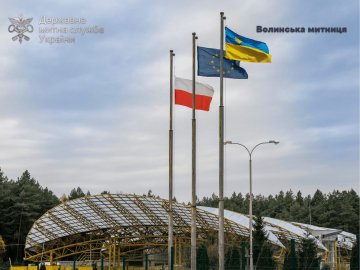 Хотіли зекономити: волинські митники викрили київське підприємство