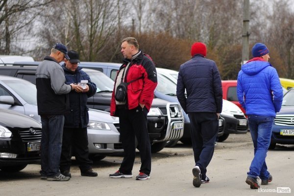 Луцький авторинок. БУДНІ МІСТА