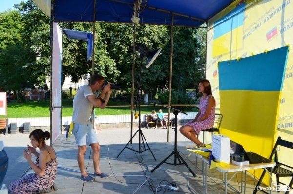 Фотографи Луцька роблять патріотичні знімки. ФОТО