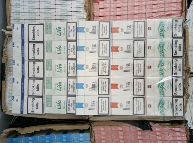 Важкі будні контрабандистів на Волині: одні викинули товар, інших затримали