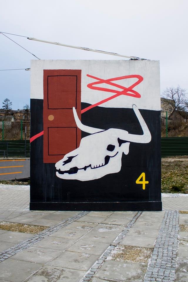 Автор пояснив, що означають великі малюнки у вуличній галереї Луцька