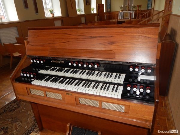 Як звучить найстаріший луцький інструмент. ФОТО. ВІДЕО