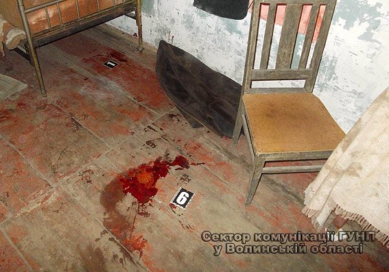 Волинянин за чаркою до смерті побив знайомого. ФОТО