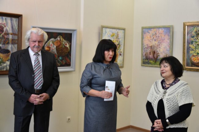 У Луцьку відкрили виставку самобутньої художниці. ФОТО