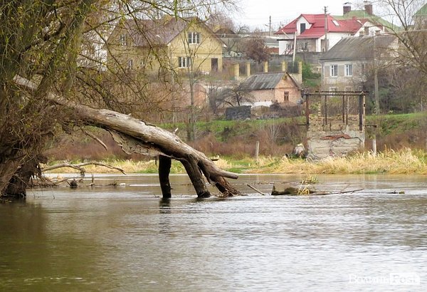 Водна експедиція: як виглядає Луцьк зі Стиру. ФОТО