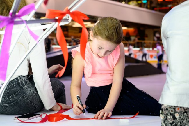 На арені розваг «GeneratorCitу» відбулася дискотека на роликах. ФОТО*